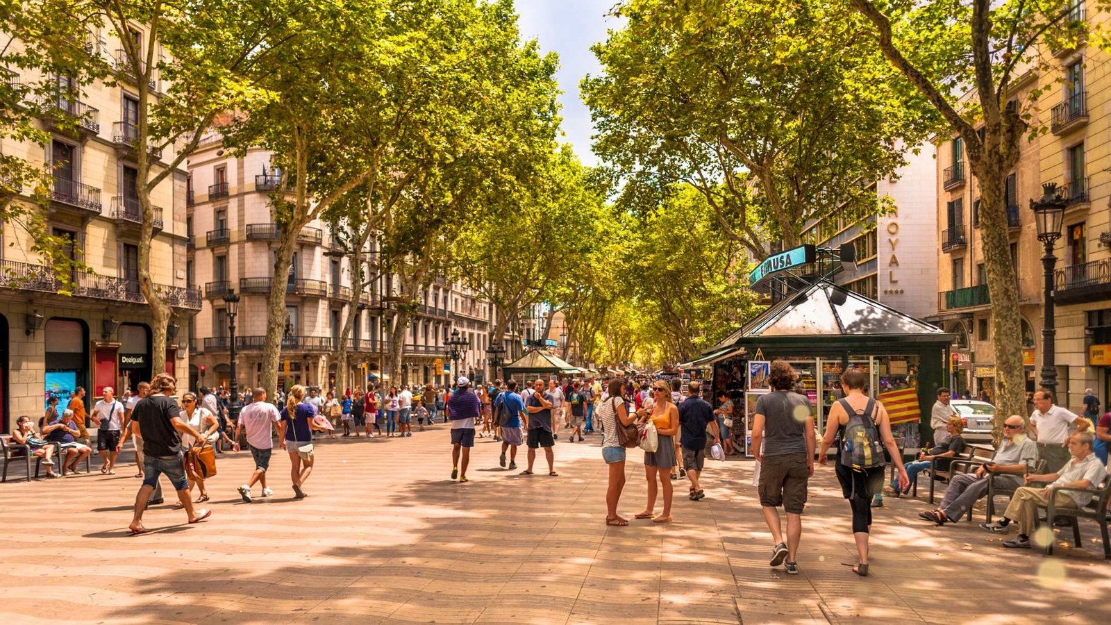 Barcelona-ferve-em-agosto-agenda-imperdivel